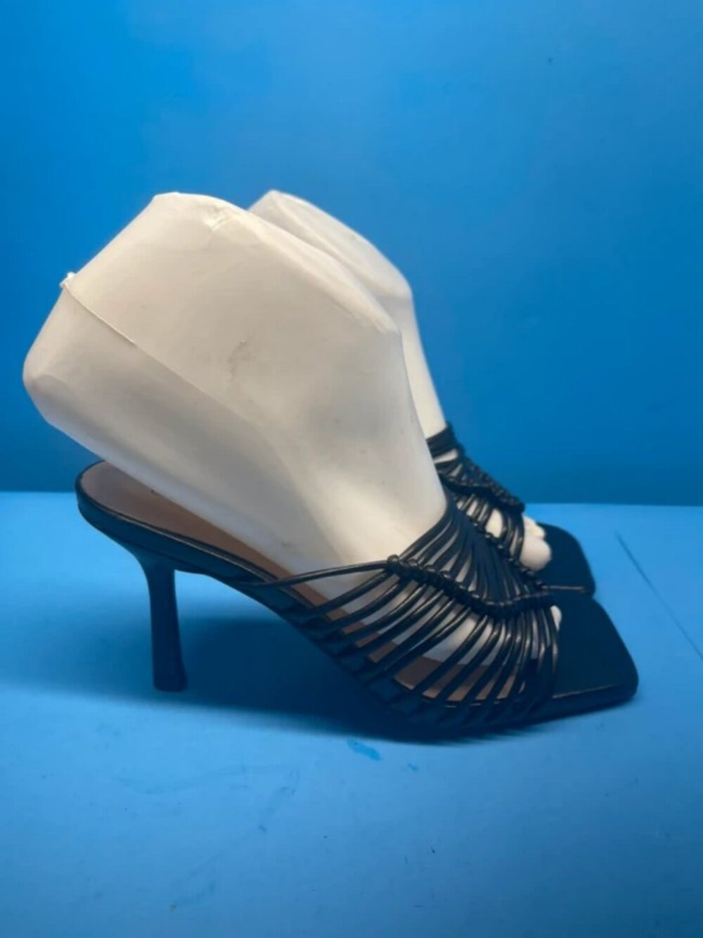 Journee Collection Women Heeled Sandal Black Strappy US Size 6 Heel